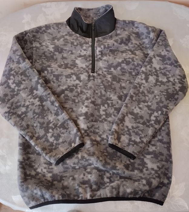 Толстовка на мальчика 7-9 лет