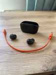 Безпровідні навушникі JBL Buds