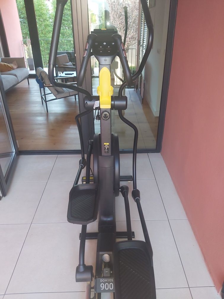 Bicicleta elíptica como nova