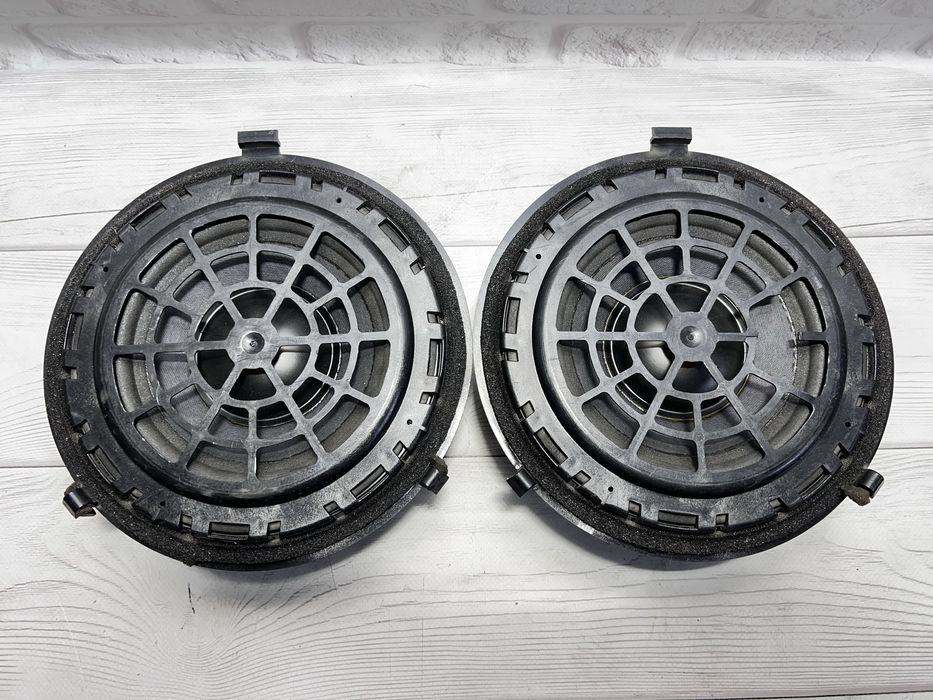 Басові динаміки в задню полку BOSE Mercedes W208 CLK320/CLK430/CLK55