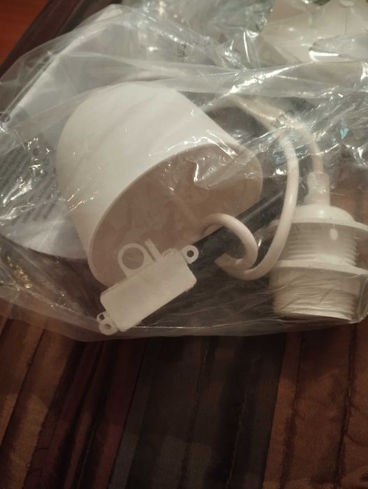 Candeeiro suspenso branco (novo)