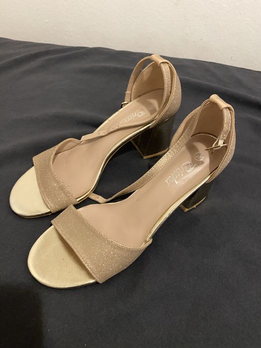 Sandalias de mulher