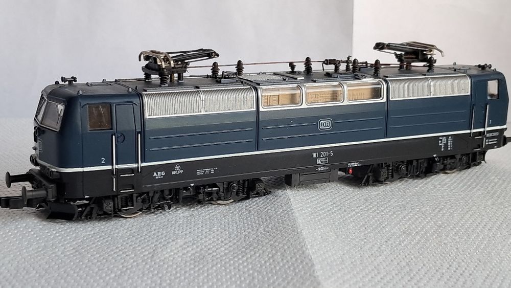 Lokomotywa H0 Roco BR 181