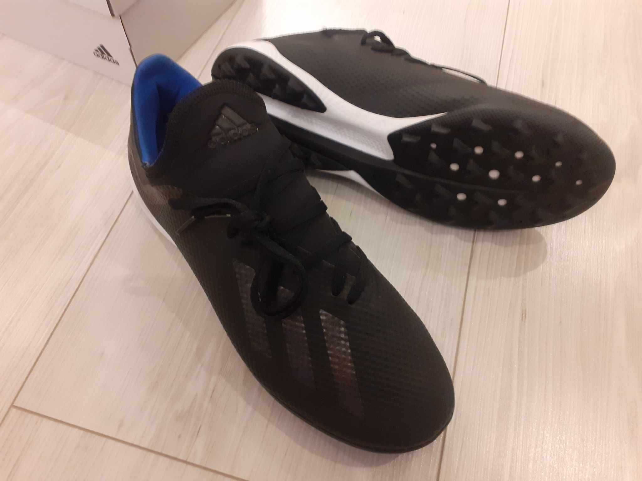 Buty piłkarskie turfy adidas X 18.3 TF D98077, rozmiar 41 1/3