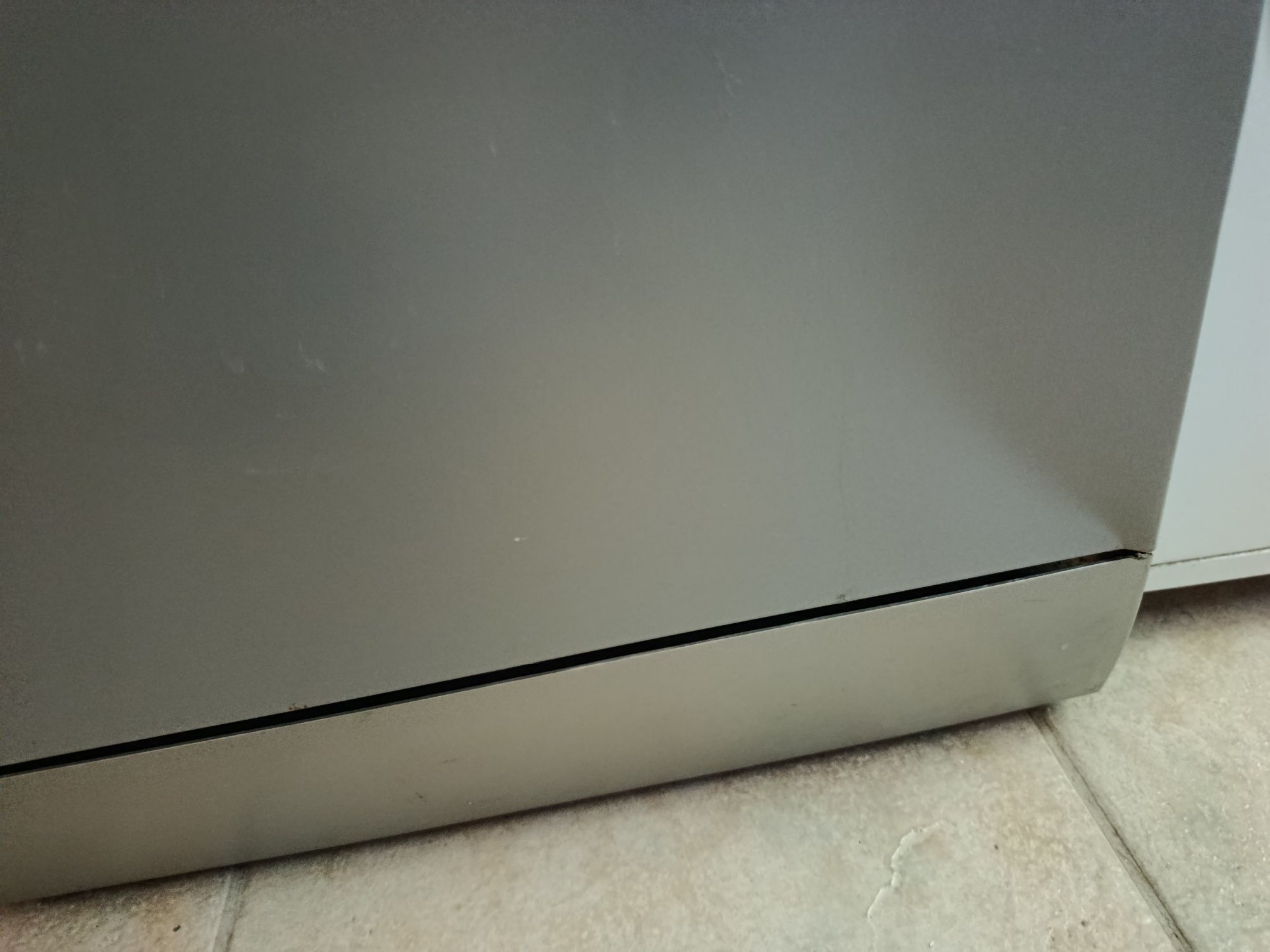 Zmywarka Toshiba srebrna sprawna