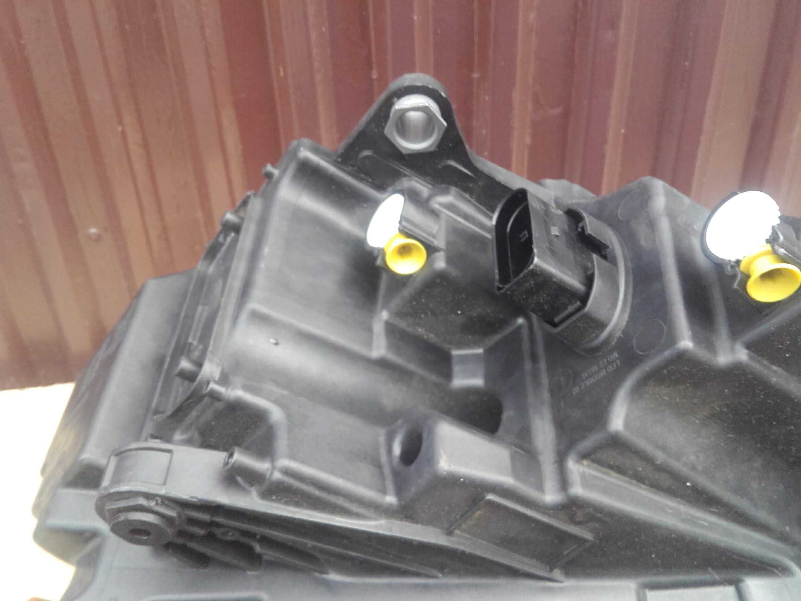 Lampa przednia prawa Skoda Kamiq LED 2019-> nr4440