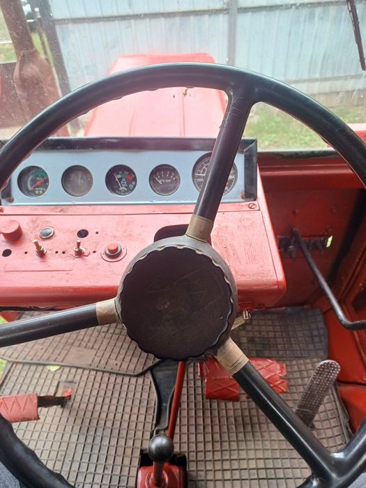 Продам трактор Т-25