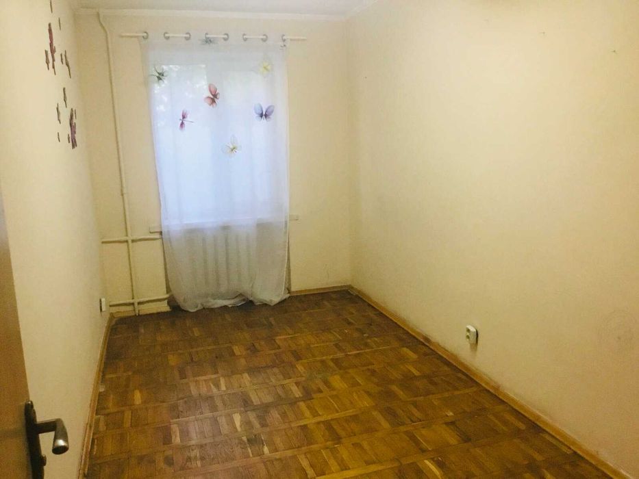 Продам 3 комн. квартиру 55 кв.м. на ул.Автозаводская 21 А,Куреневка