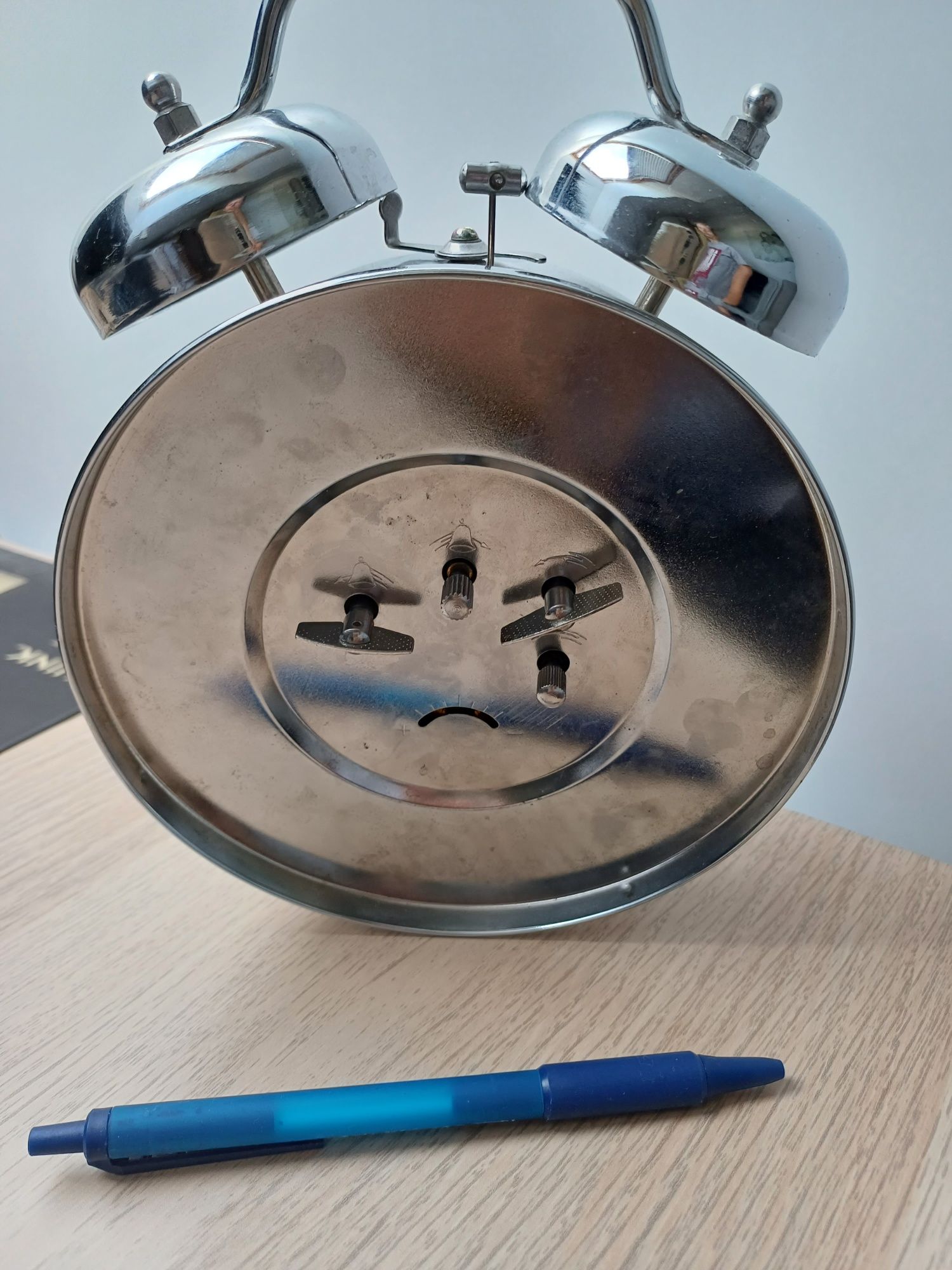 Zegar stojący srebrny