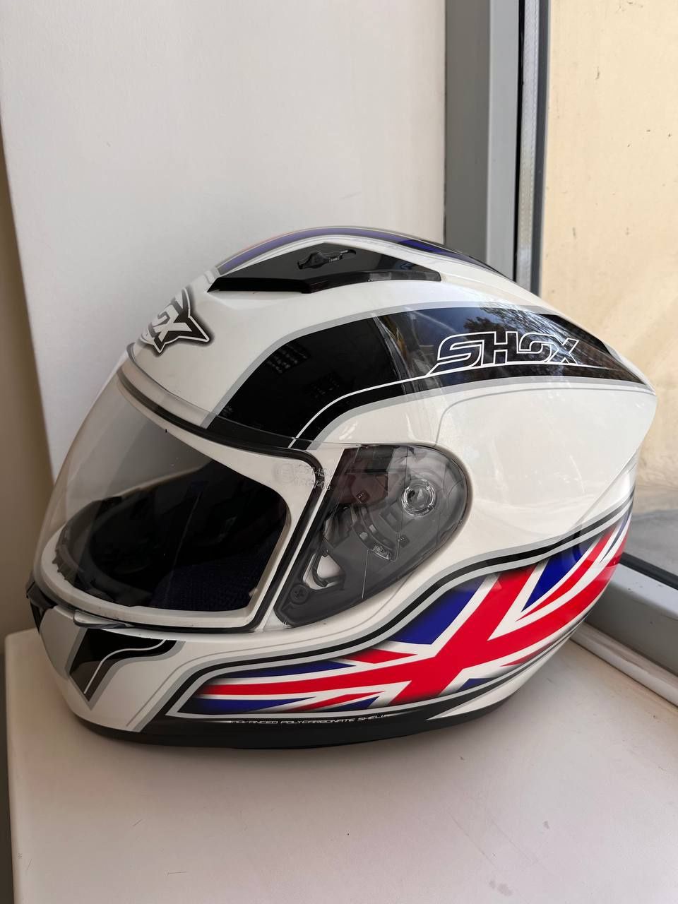 Шлем Shox helmets