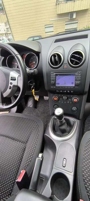Nissan Qashqai 1.5 DCI GPS Tecto Panorâmico