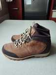 Buty damskie ze skóry naturalnej trekingowe marki Helly Hansen roz.38.