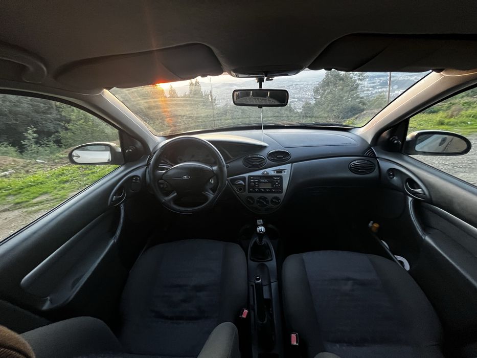 Ford focus 2000