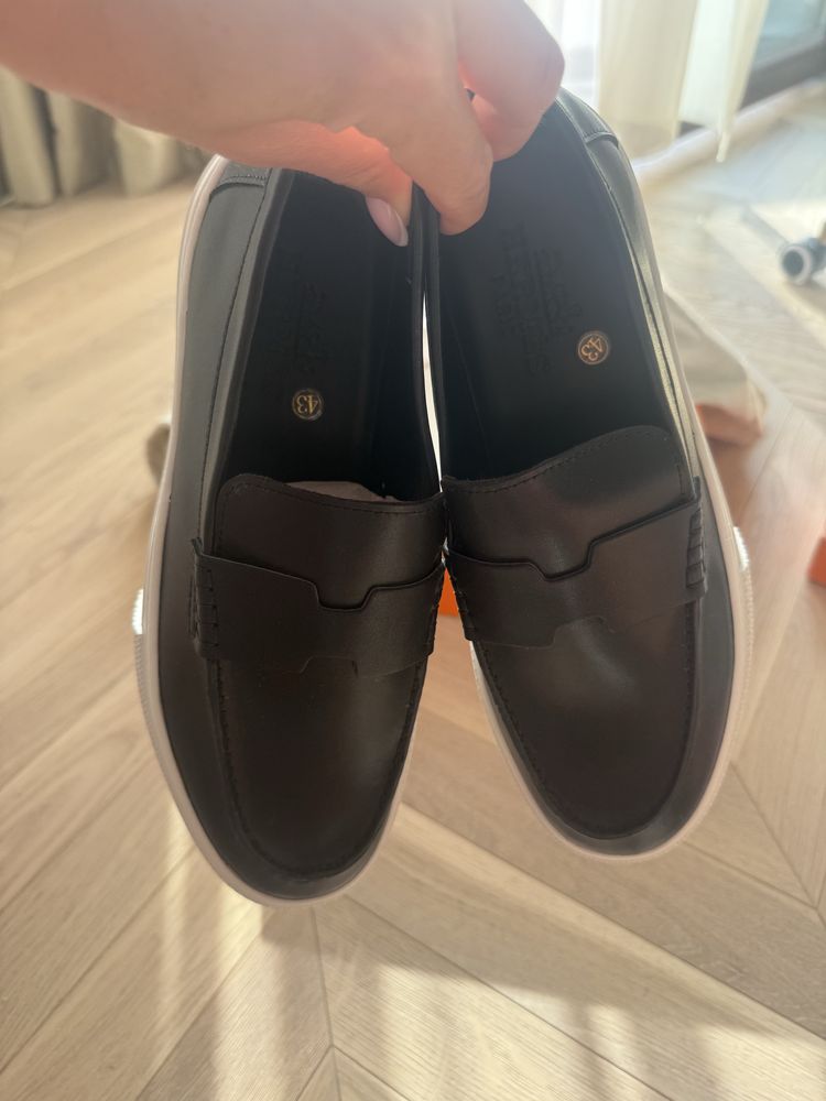 Job Loafers Hermes 43 (odpowiednik 42)