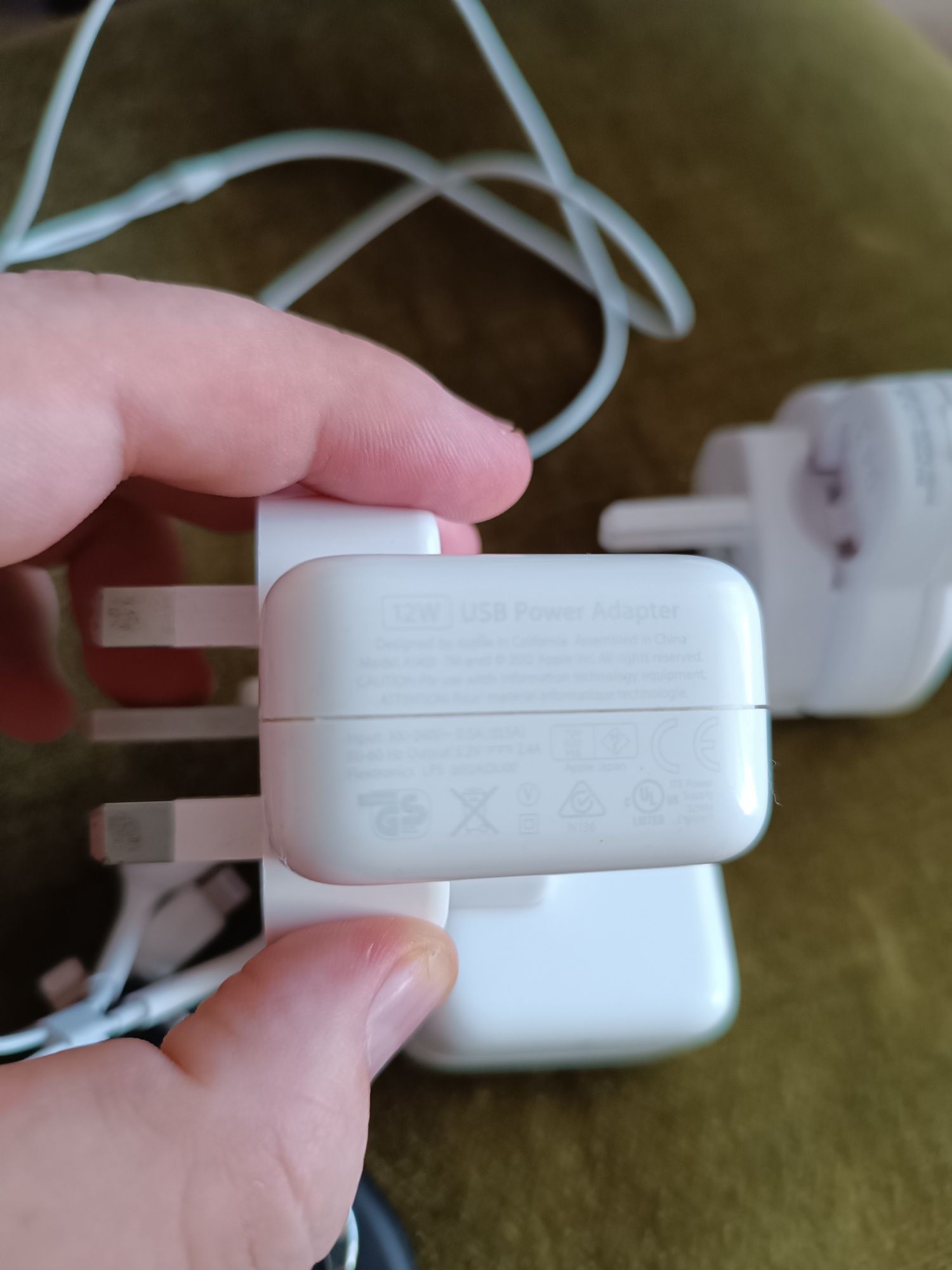 Apple - Ładowarka 12W, 10W, powerbank, słuchawki.