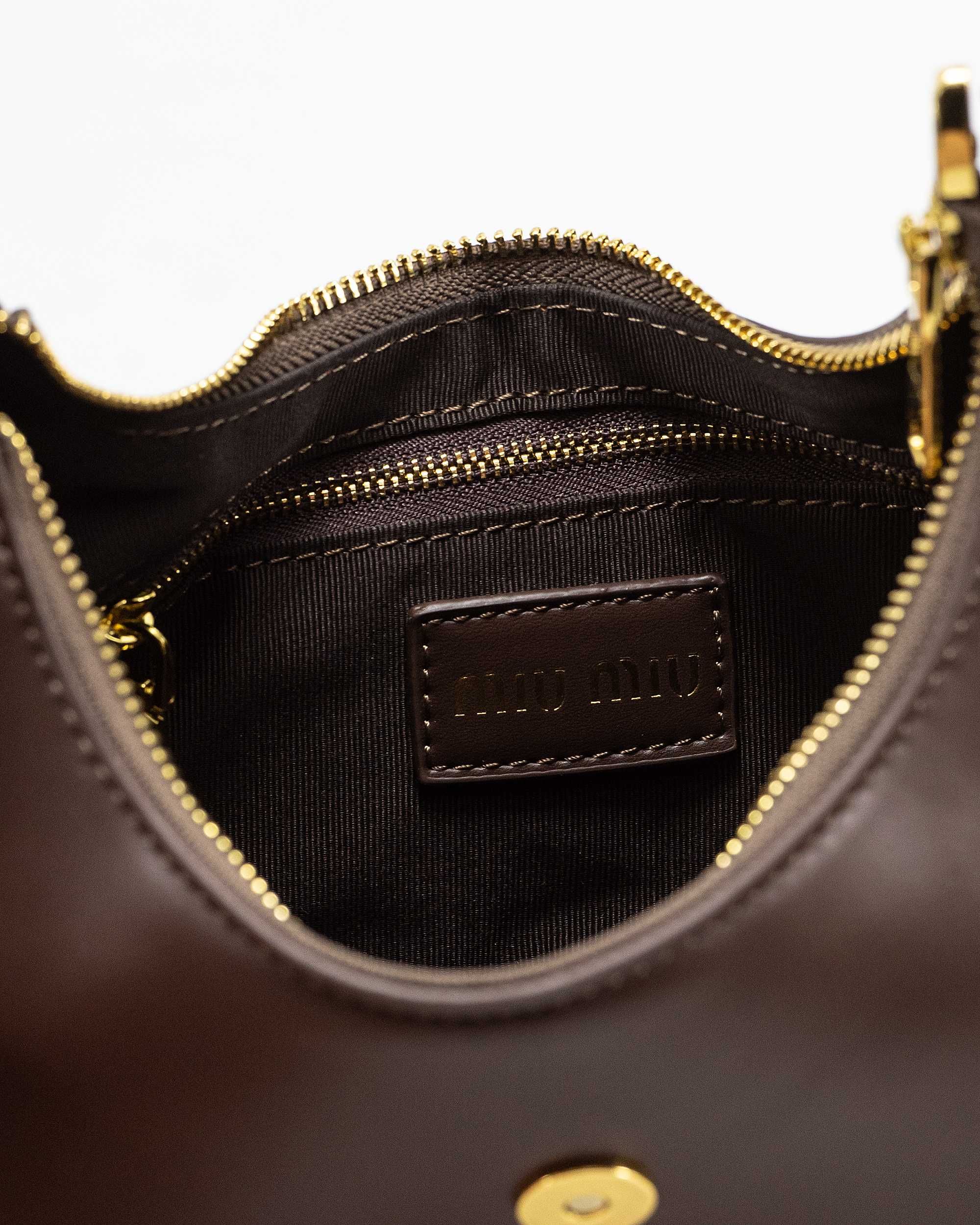 Сумка Miu Miu Hobo Bag Brown LUXE