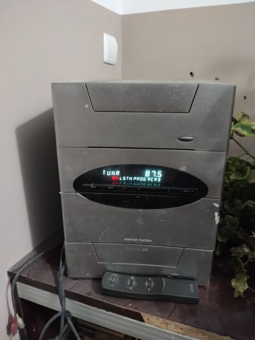 Wieża Harman Kardon