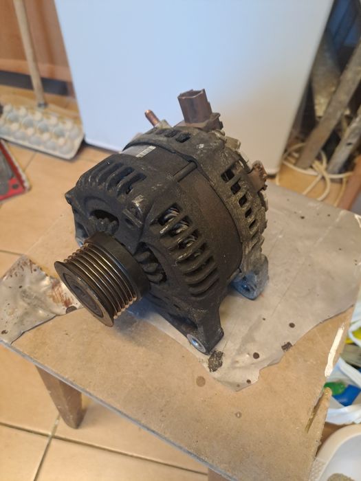 Alternator ford c-max 1.6 tdci