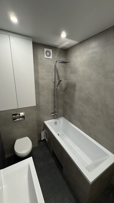 Євродвушка з новим ремонтом! Хороша локація