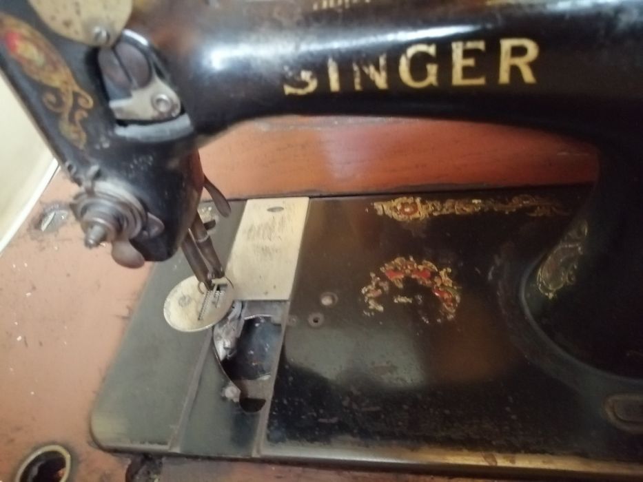 Zabytkowa maszyna do szycia Singer
