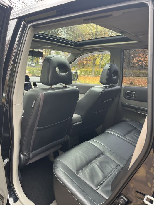 Продам ніссан X-TRAIL 2004 року газ/бензин автомат в ідеальному стані