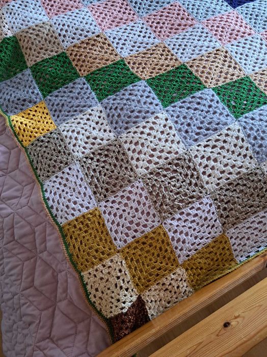 Narzuta na łóżko ręcznie robiona NOWA