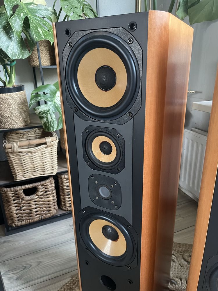 Kolumny głośnikowe Jm lab spectral 908.1 idealne pod lampe