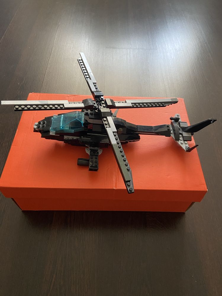Вертолет трансформер  конструктор Армія  по типу Лего.