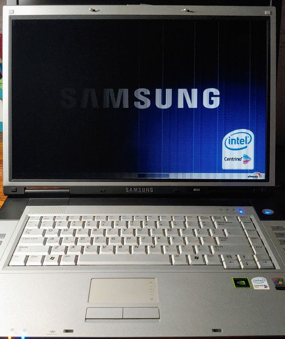 Samsung M55. Ноутбук, экран 17 дюймов (NP-M55T000)