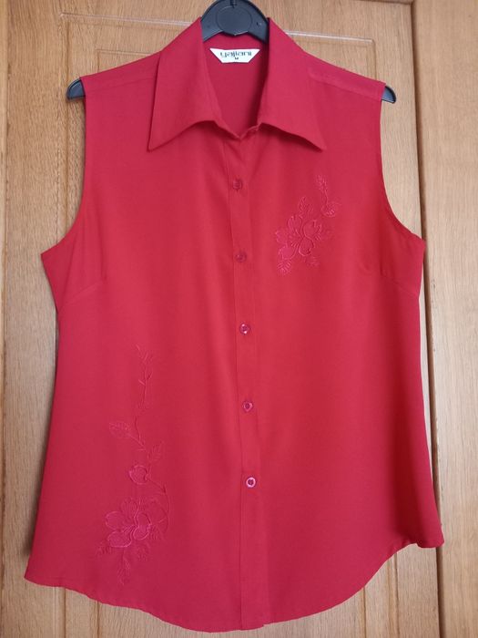 Blusa de seda com bordados, tamanho S/M