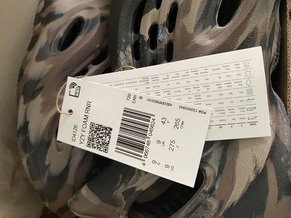 Yeezy foam roz US 9  EU 43