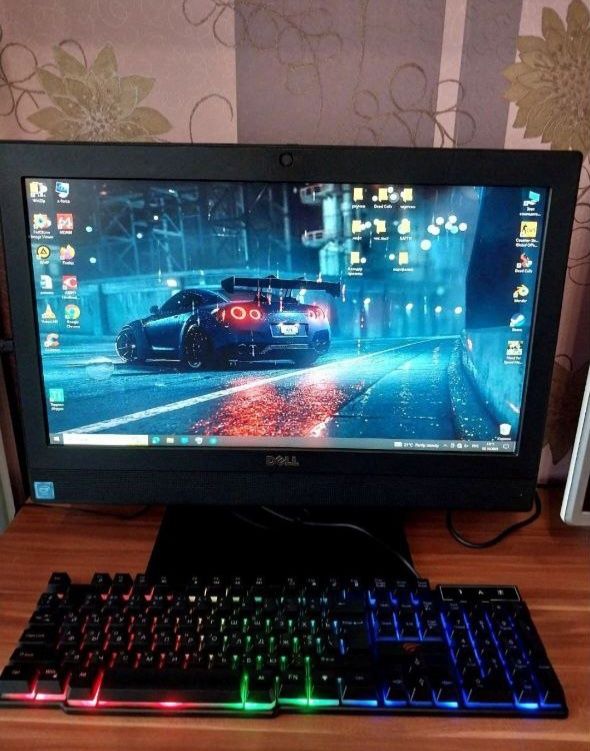 Продам хороший моноблок Dell,в шикарном состояние.