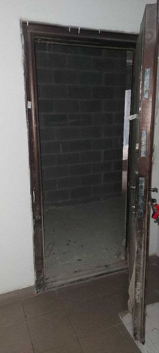 3-к 126м Русанівка "Лазурний блюз" після будівельників -50% Терміново!