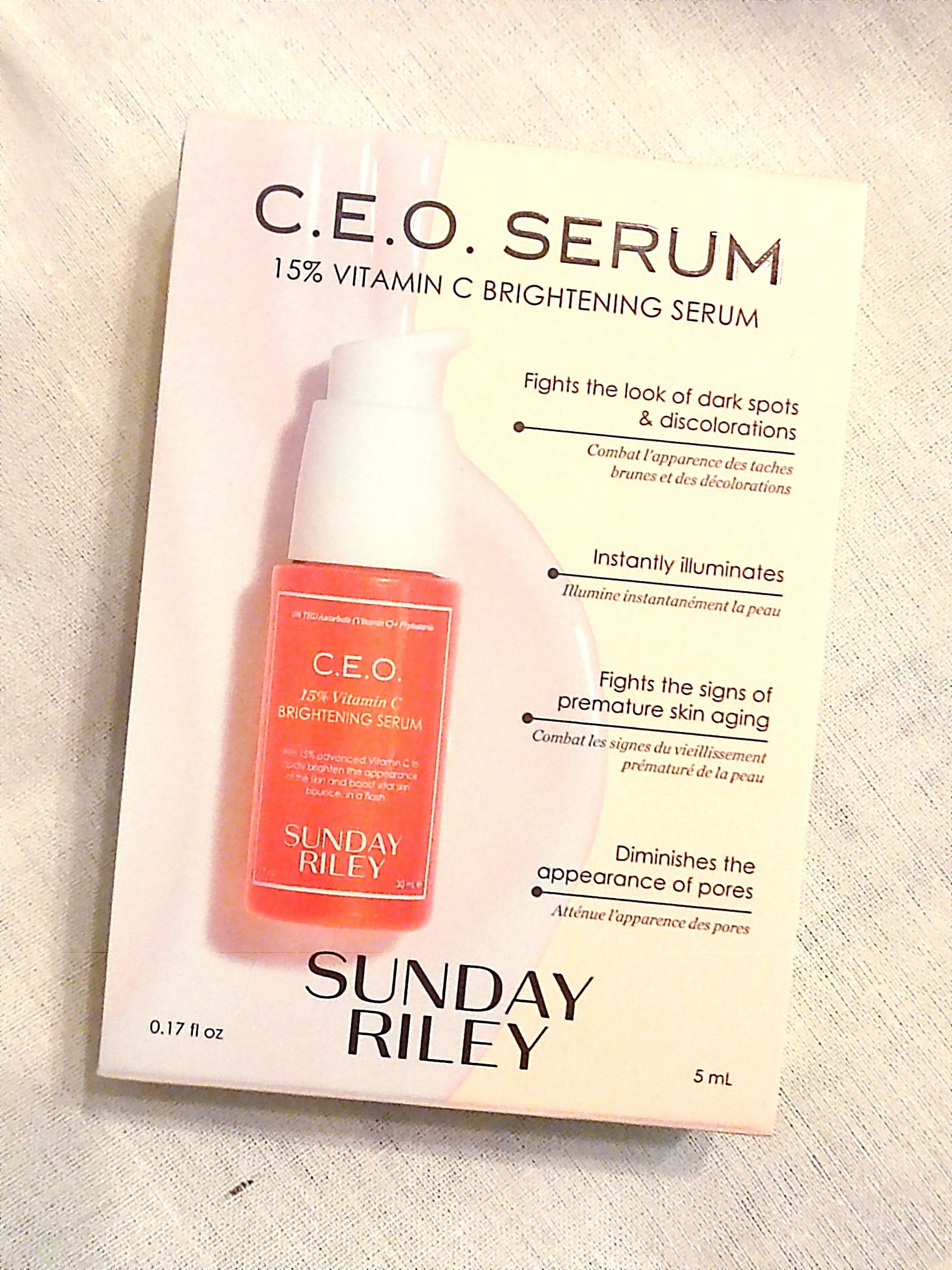 Nowa serum rozświetlające do twarzy CEO sunday riley Sephora face care