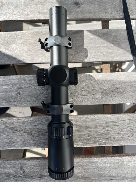 Mira de batida 1-8x24 professor Optiken