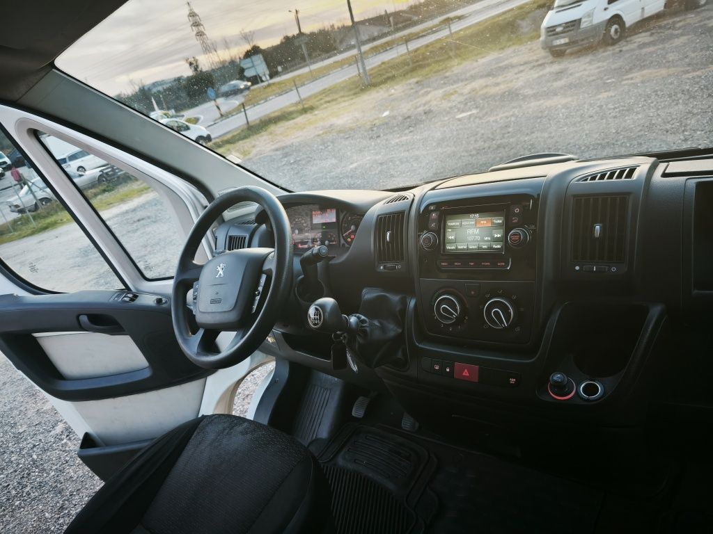 Peugeot Boxer 2.2