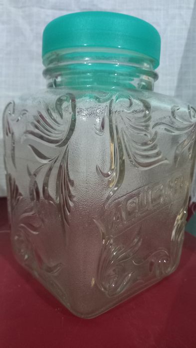 Pote ou frasco de vidro vintage