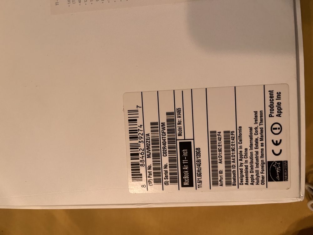 MacBook Air 11 4GB/128GB. Apple.