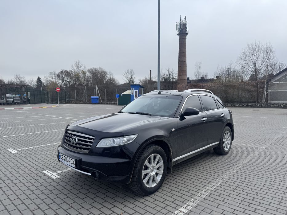 Продам infiniti fx35