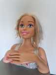 Glowa do stylizacji barbie