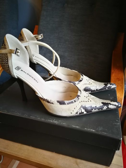 Szpilki Baldowski że skóry naturalnej