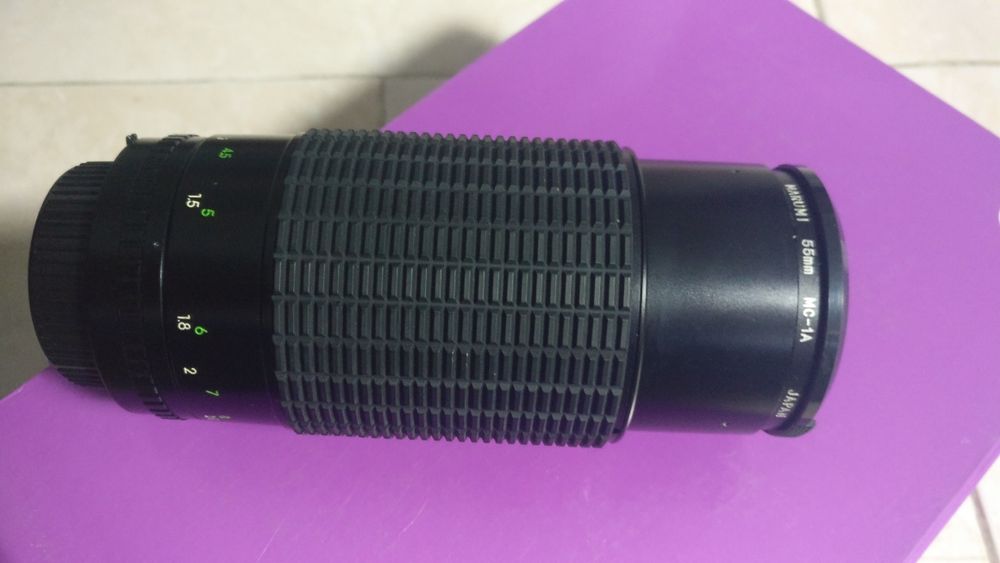 Objectiva para máquina.