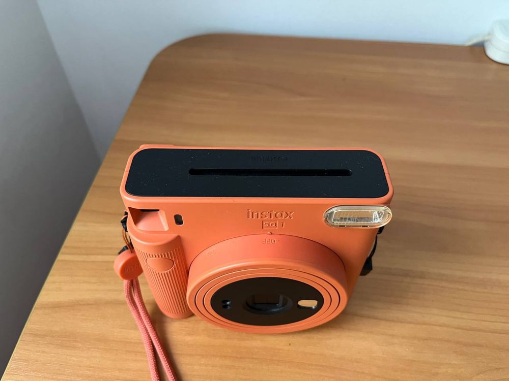 Камера миттєвого друку Instax SQ1