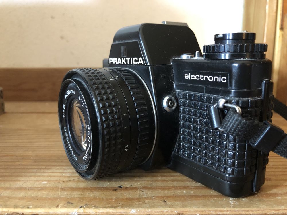 Praktica B 200 electronic maquina fotografica