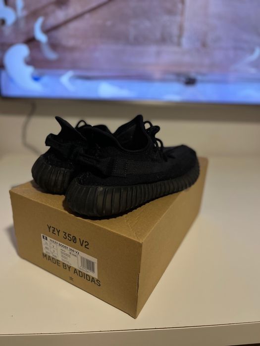 Adidas yeezy bost 350 ( original)