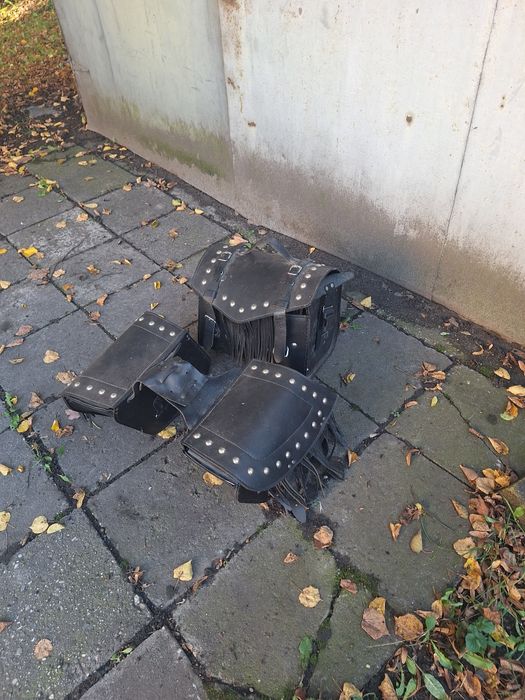 Sakwy motocyklowe skórzane