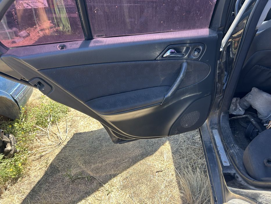 Торпеда Дверні карти Mercedes C-Class W203 + весь салон