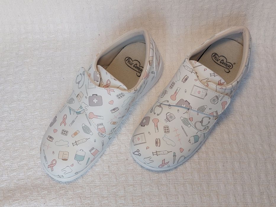 Sapato para enfermeira/auxiliar de saúde