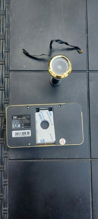 Elektroniczny wizjer do drzwi Judasz Yale JY8032