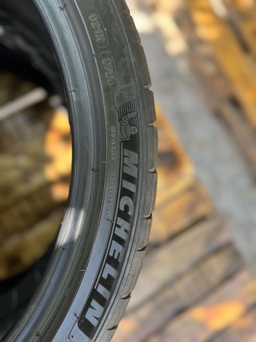 MICHELIN Pilot Sport 4S 255/35 R19 можливий Торг!!